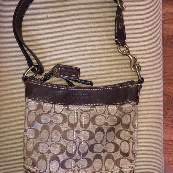 Small Coach Handbag - Picture 2 of 2